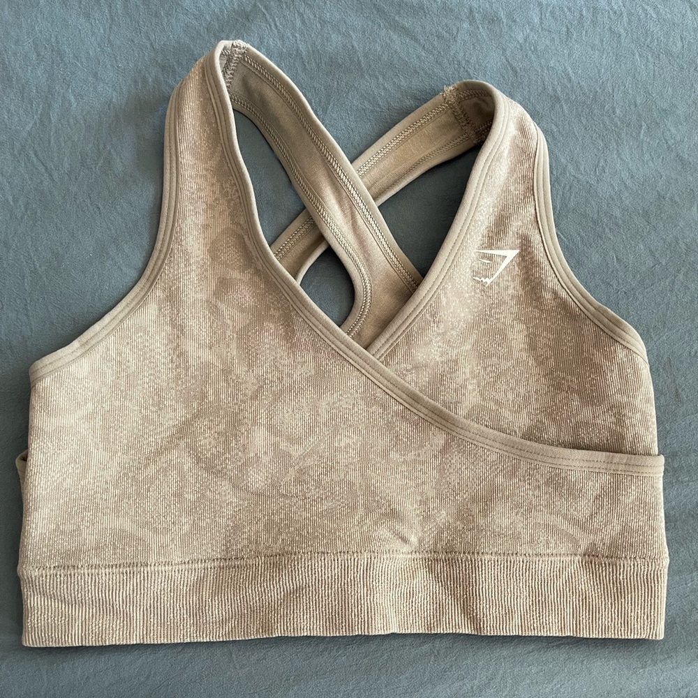 Gym shark sports bra